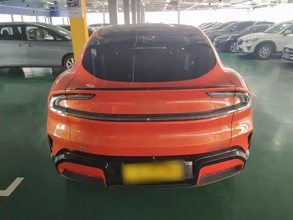 Xiaomi YU7 2025