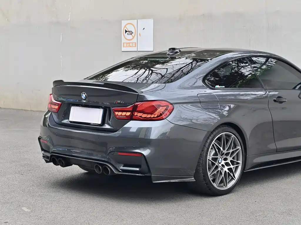BMW M4 2017 — фото 22