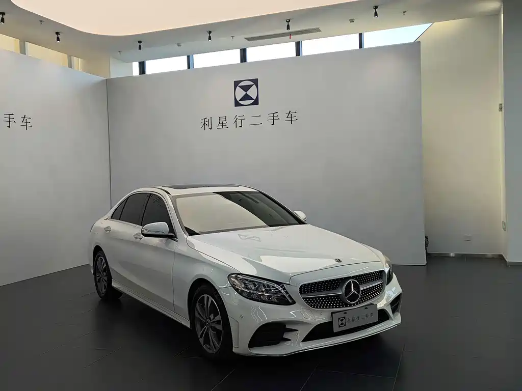 Mercedes-Benz C-Class 2020