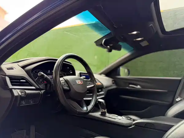 Cadillac CT4 2020