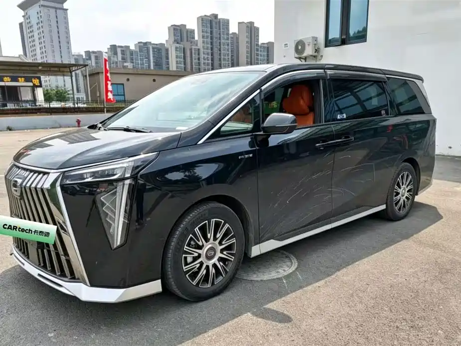 GAC Motor Trumpchi E9 2024 — фото 1