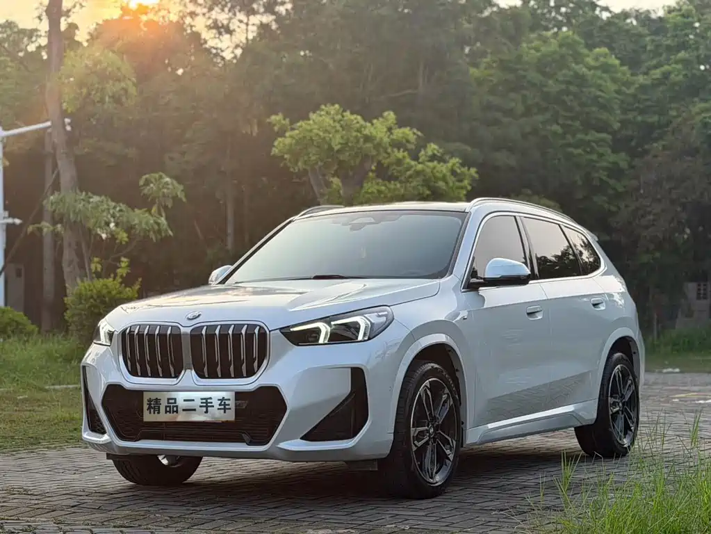 BMW X1 2023 — фото 1