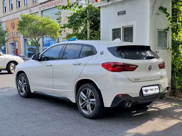 BMW X2 2021