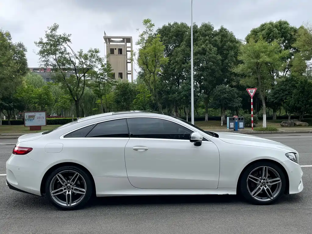 Mercedes-Benz E-Class 2018