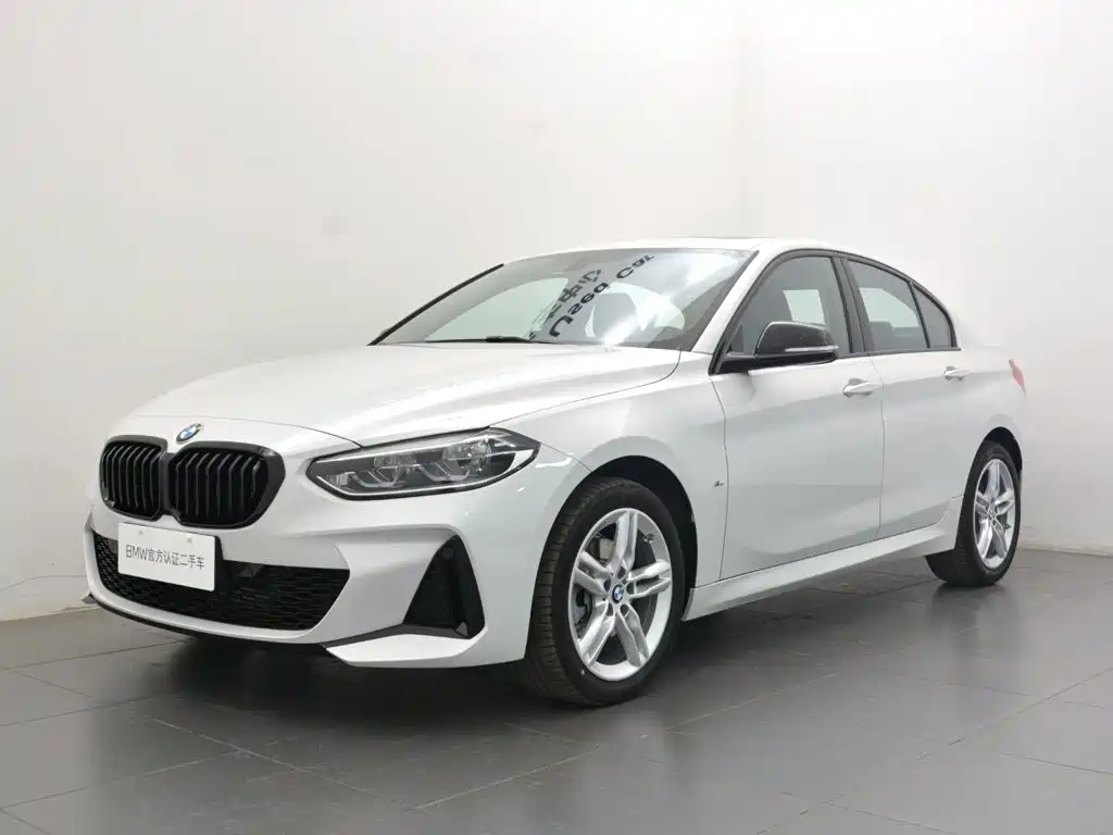 BMW 1 Series 2021 — фото 15
