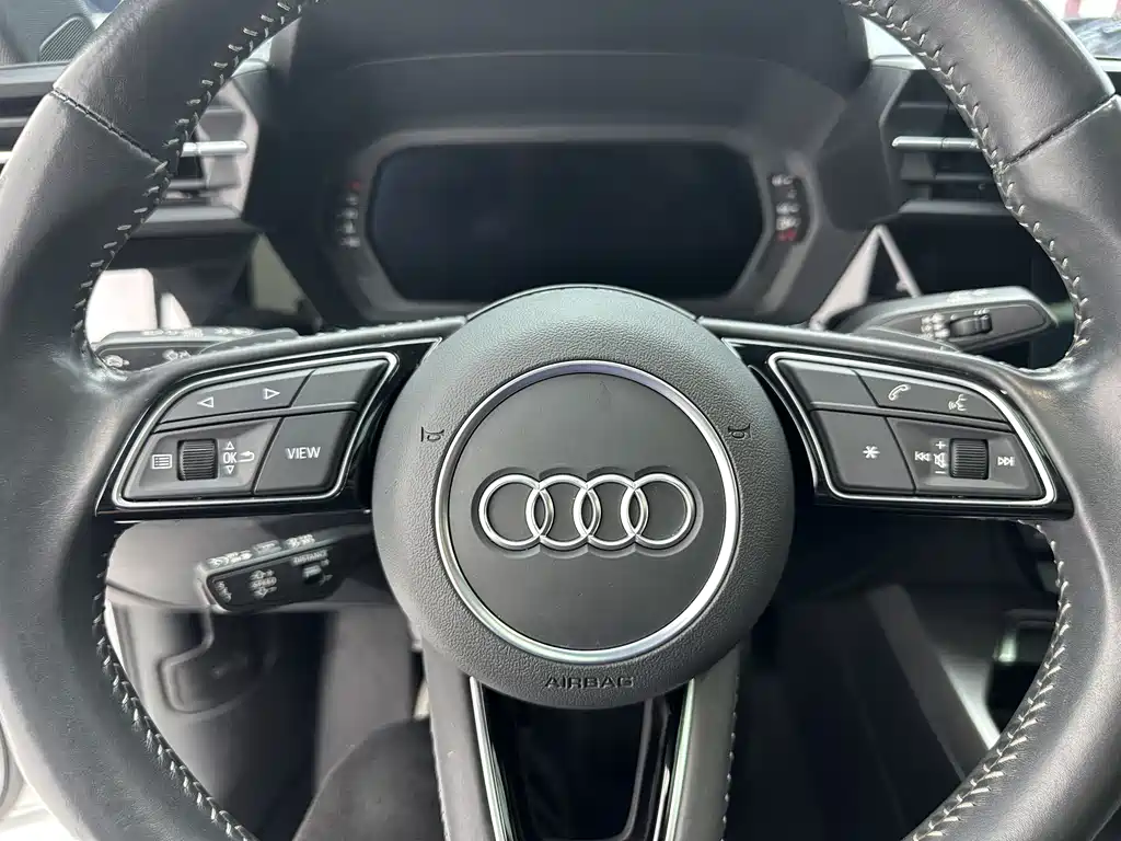 Audi A3 2022 — фото 13