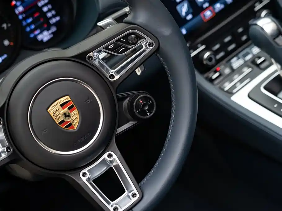 Porsche 718 2023 — фото 16