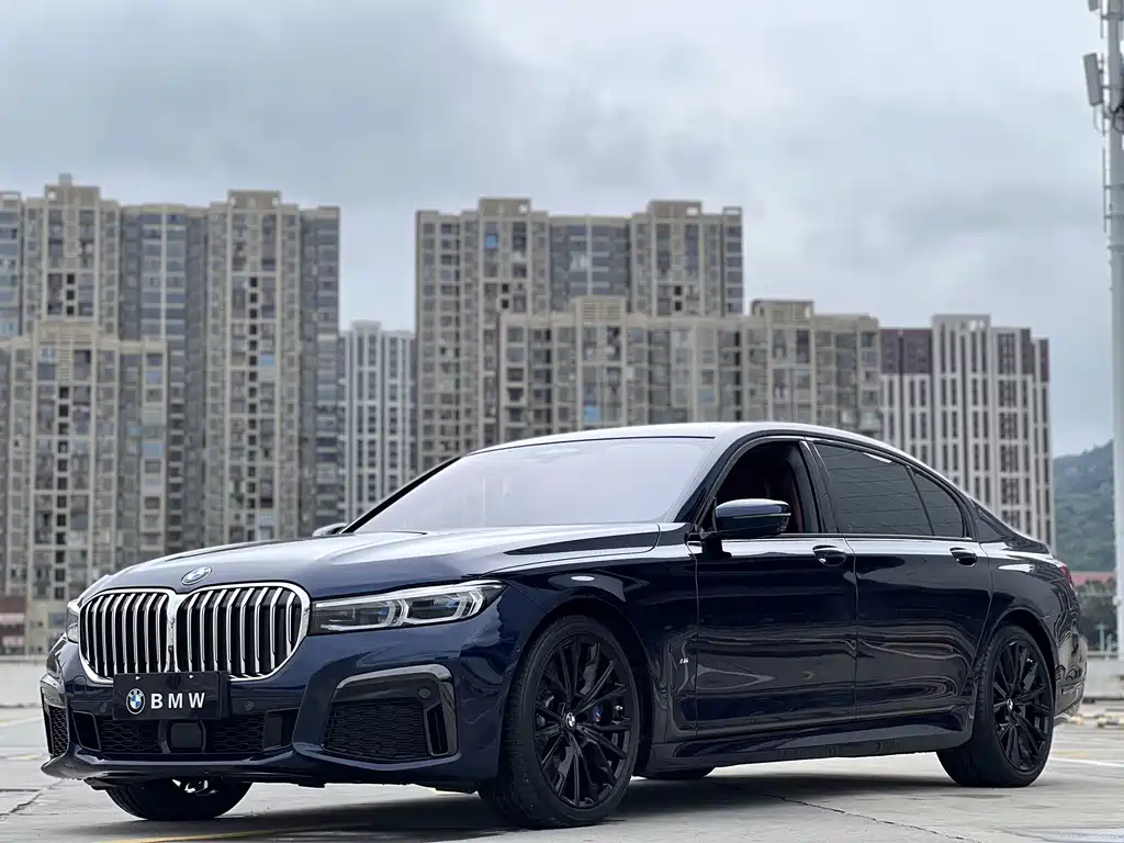BMW 7 Series 2021 — фото 2