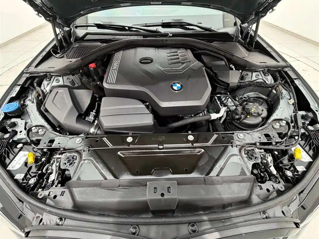 BMW 3 Series 2023 — фото 18