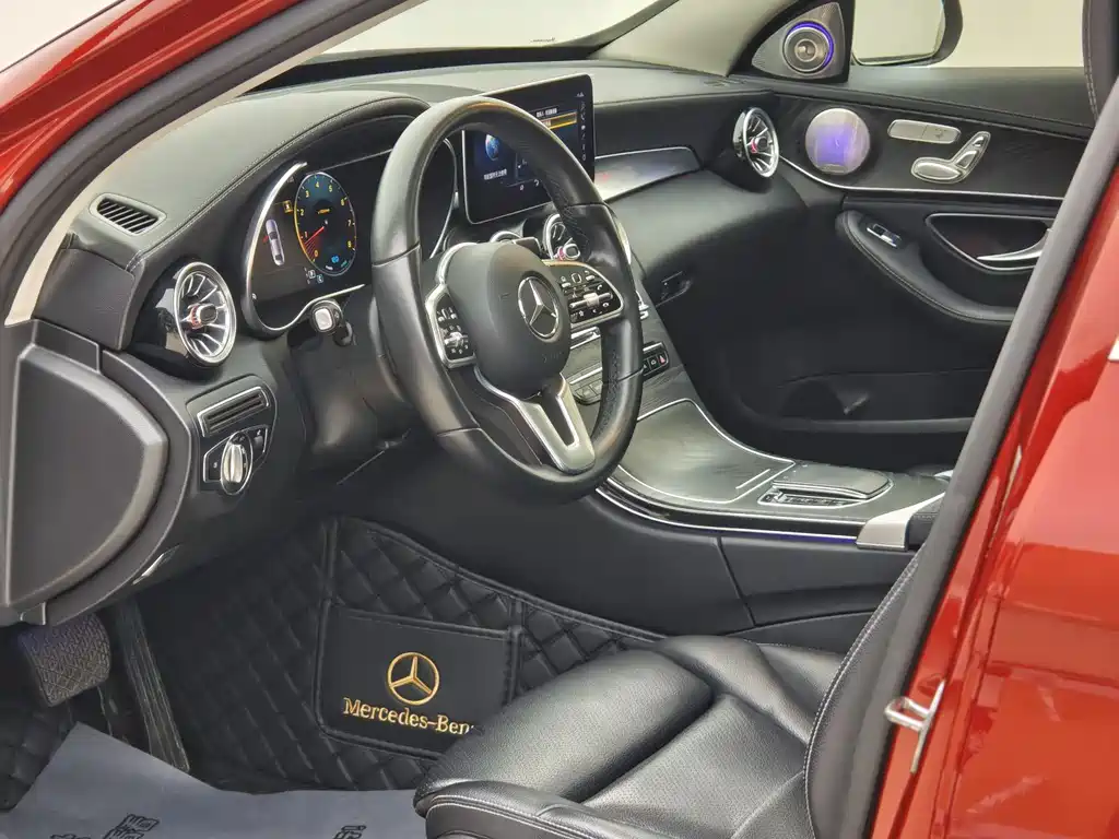 Mercedes-Benz C-Class 2019 — фото 14