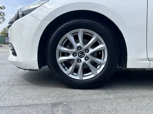 Mazda 3 Axela 2017