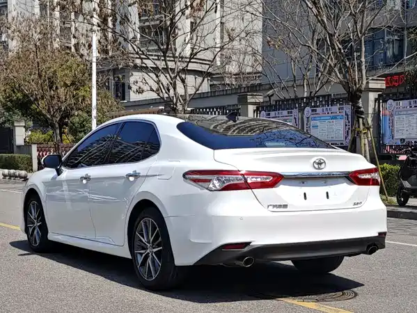 Toyota Camry 2021