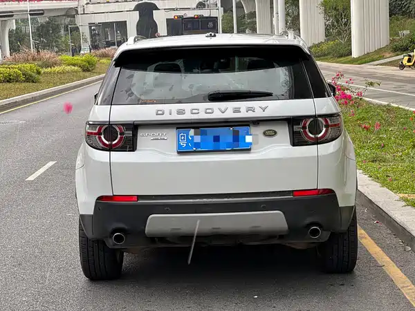 Land Rover Discovery Sport 2016