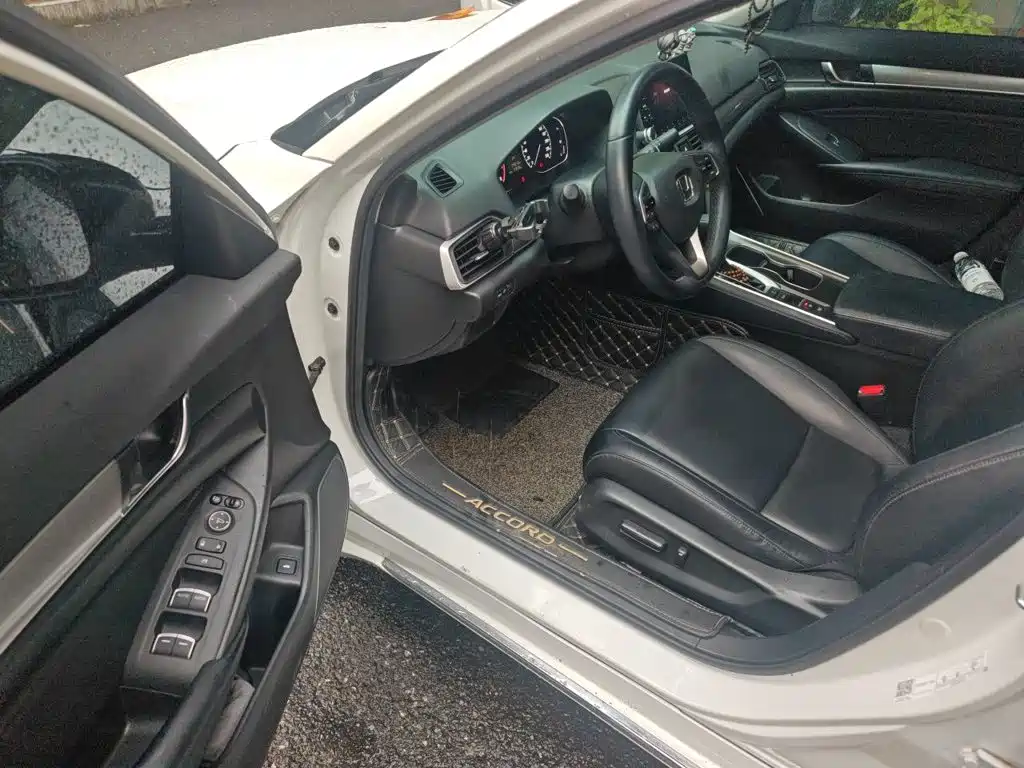 Honda Accord 2019 — фото 14