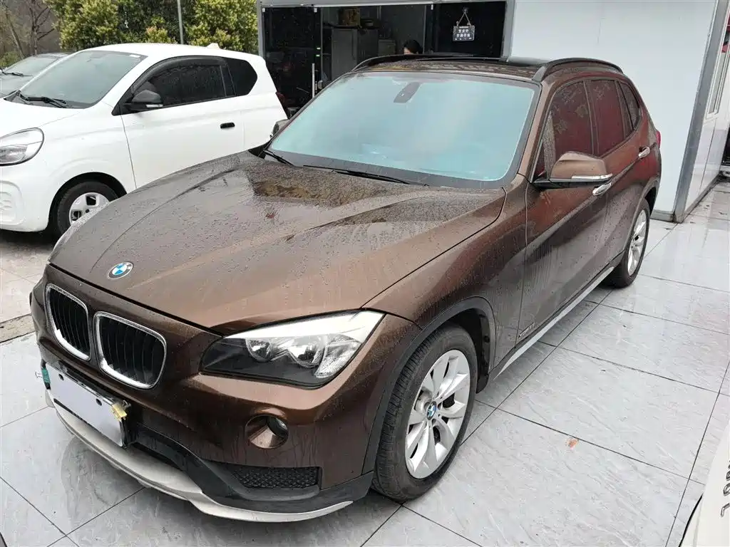 BMW X1 2014 — фото 1