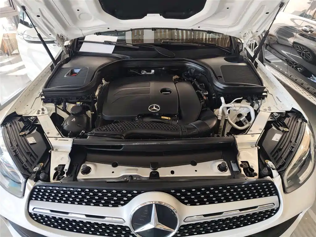 Mercedes-Benz GLC 2019 — фото 10