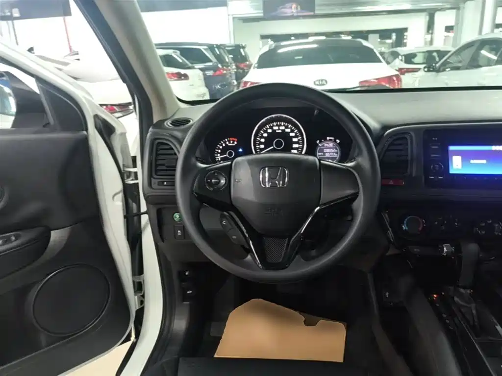 Honda Vezel 2017 — фото 11