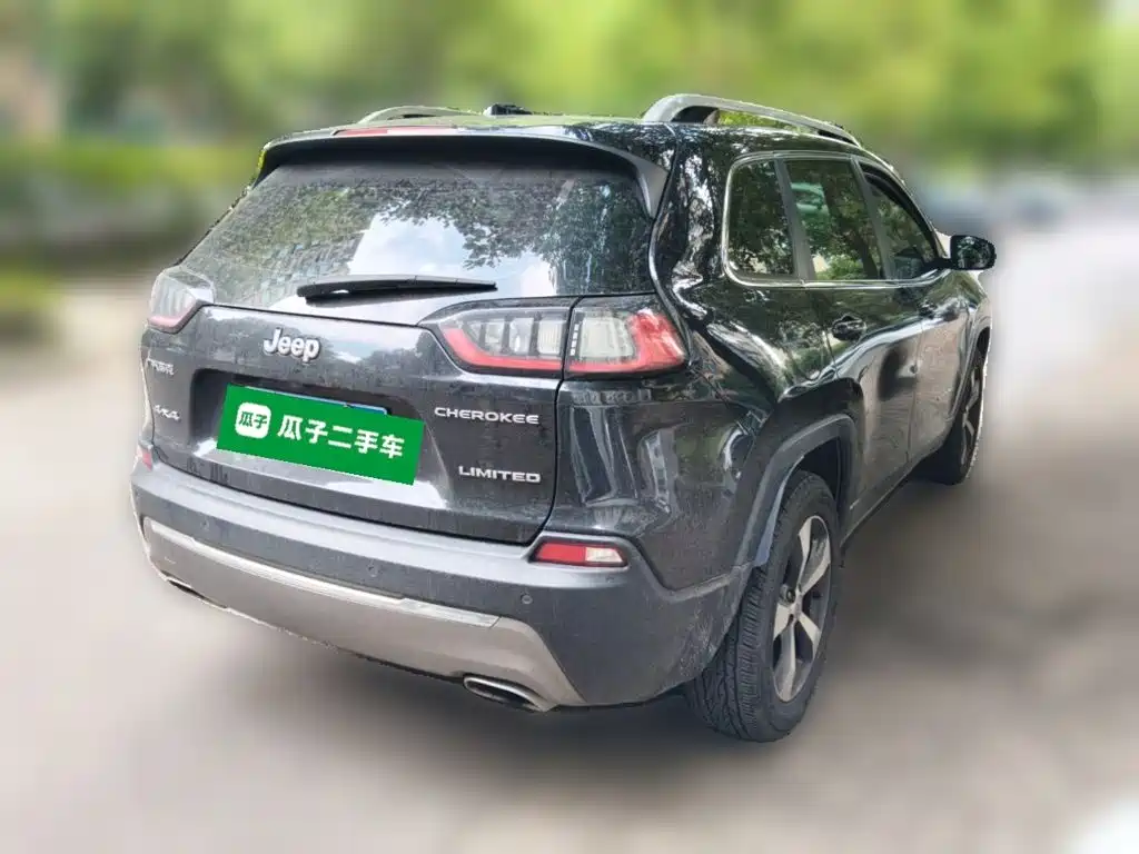 Jeep Cherokee 2019 — фото 4