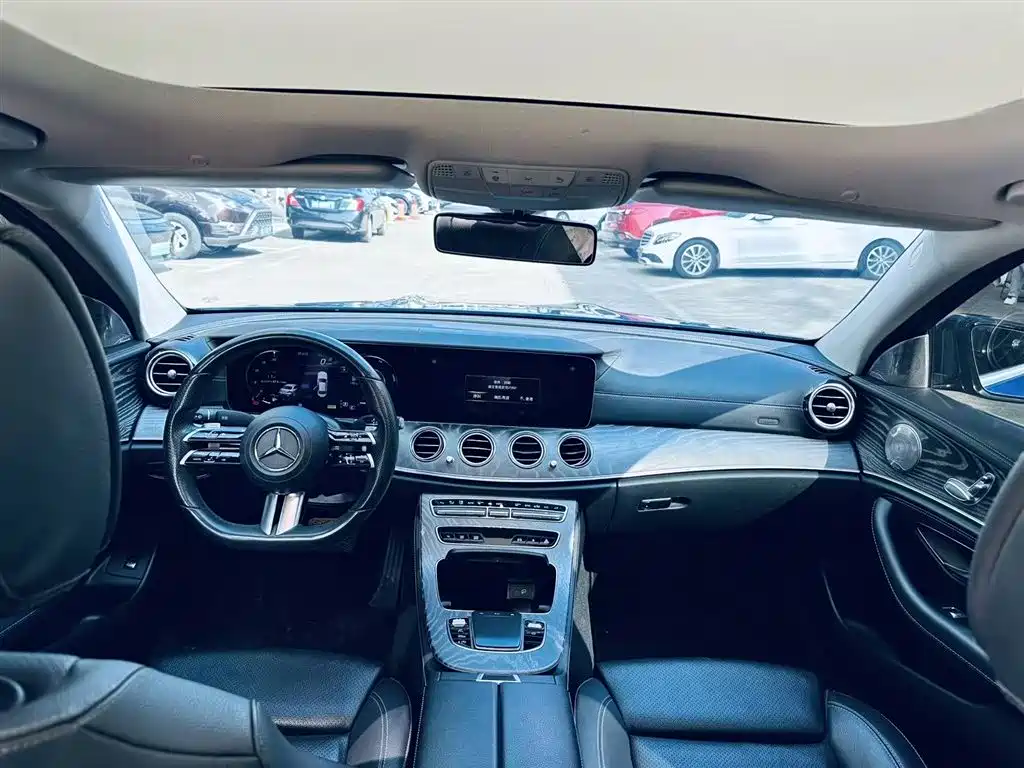 Mercedes-Benz E-Class 2021