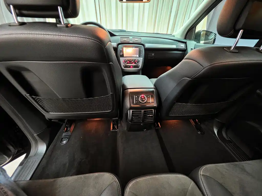 Mercedes-Benz R-Class 2015 — фото 12