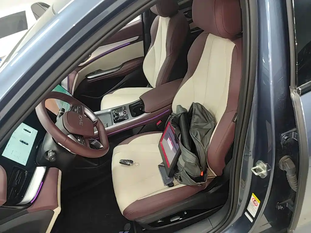 BYD Seal 07 DM-i 2025 — фото 15