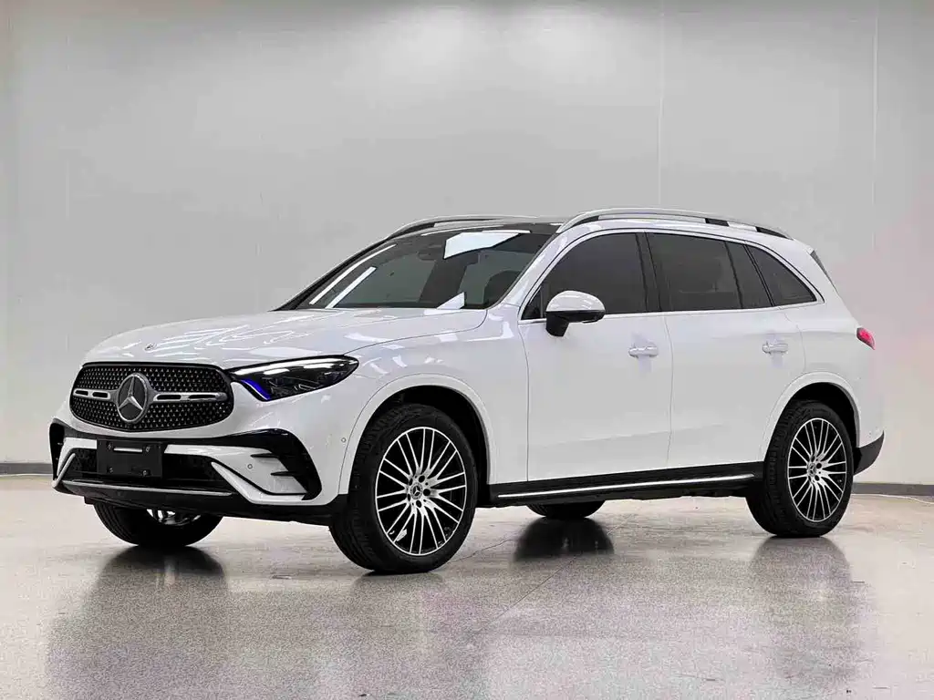 Mercedes-Benz GLC 2023 — фото 1
