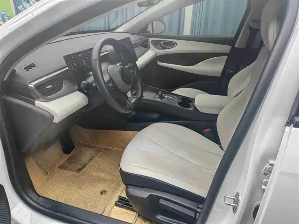 BYD Seal 05 DM-i 2025