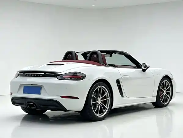 Porsche 718 2017