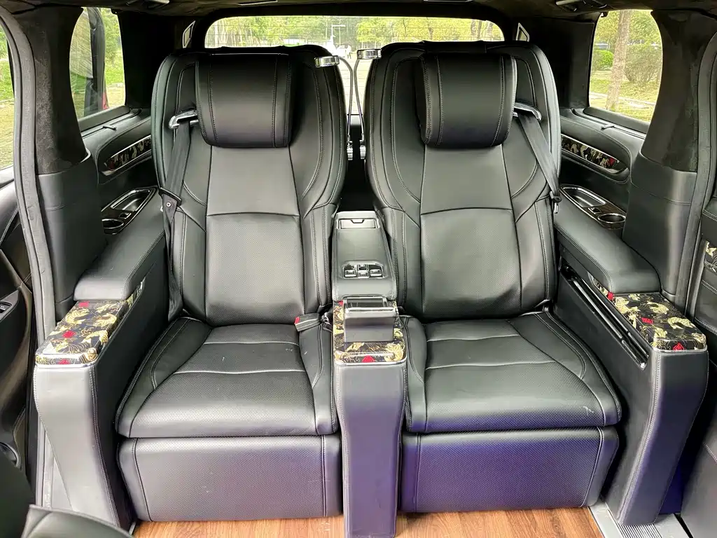 Toyota Alphard 2018 — фото 13