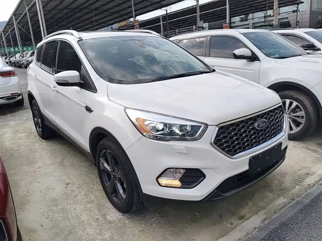 Ford Kuga 2019 — фото 4