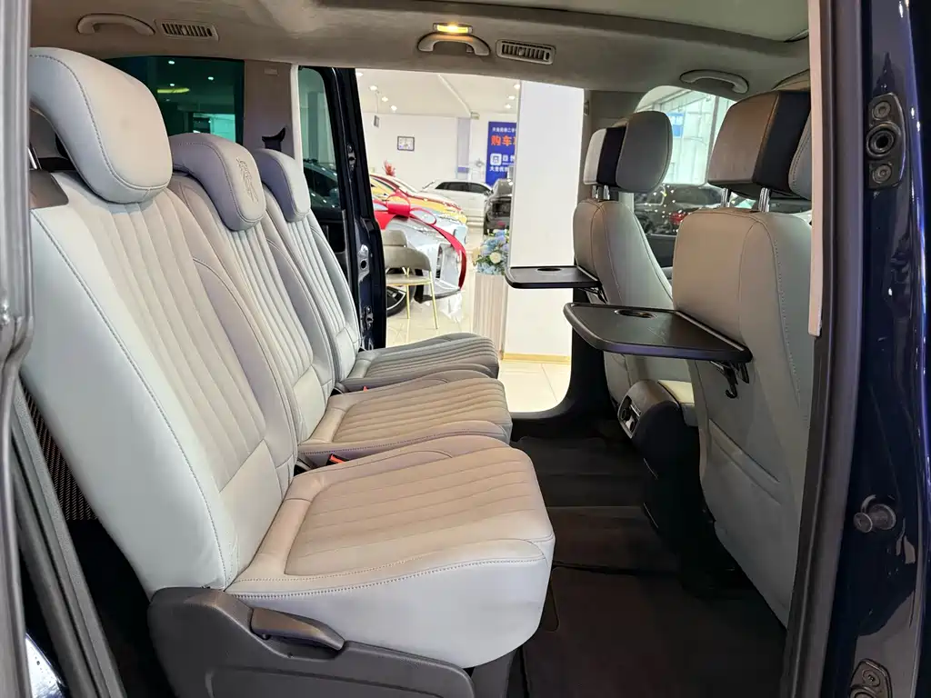 Volkswagen Sharan 2015 — фото 10