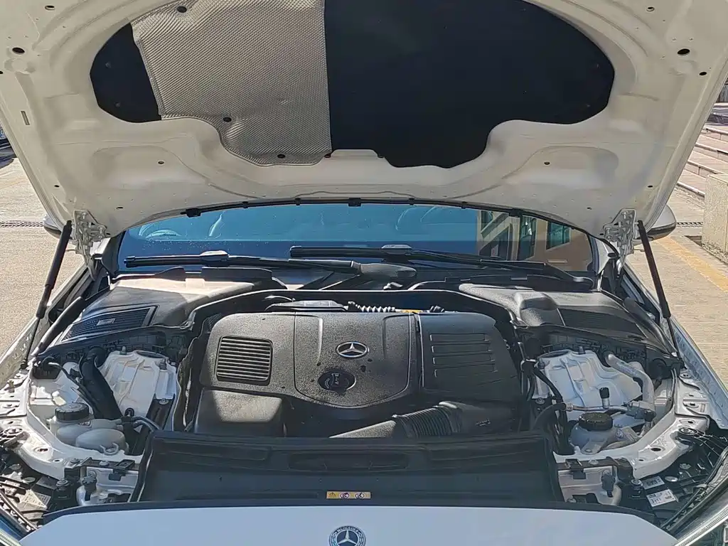 Mercedes-Benz C-Class 2022 — фото 11