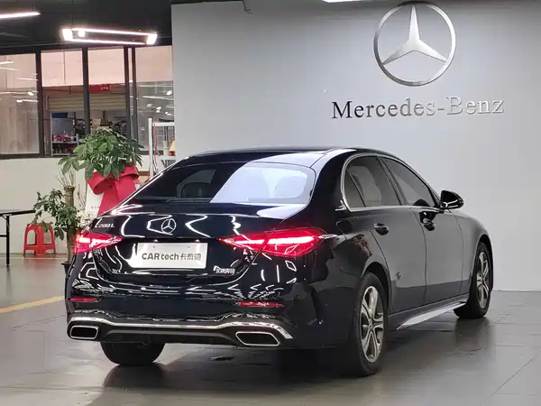 Mercedes-Benz C-Class 2022