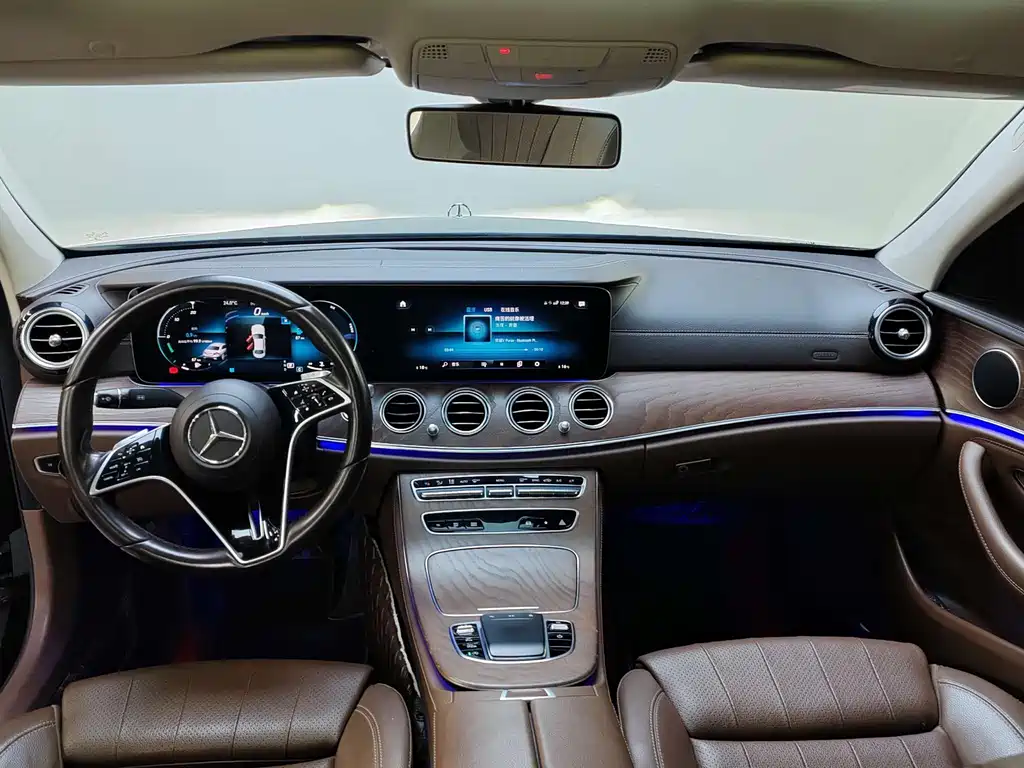Mercedes-Benz E-Class 2021 — фото 11