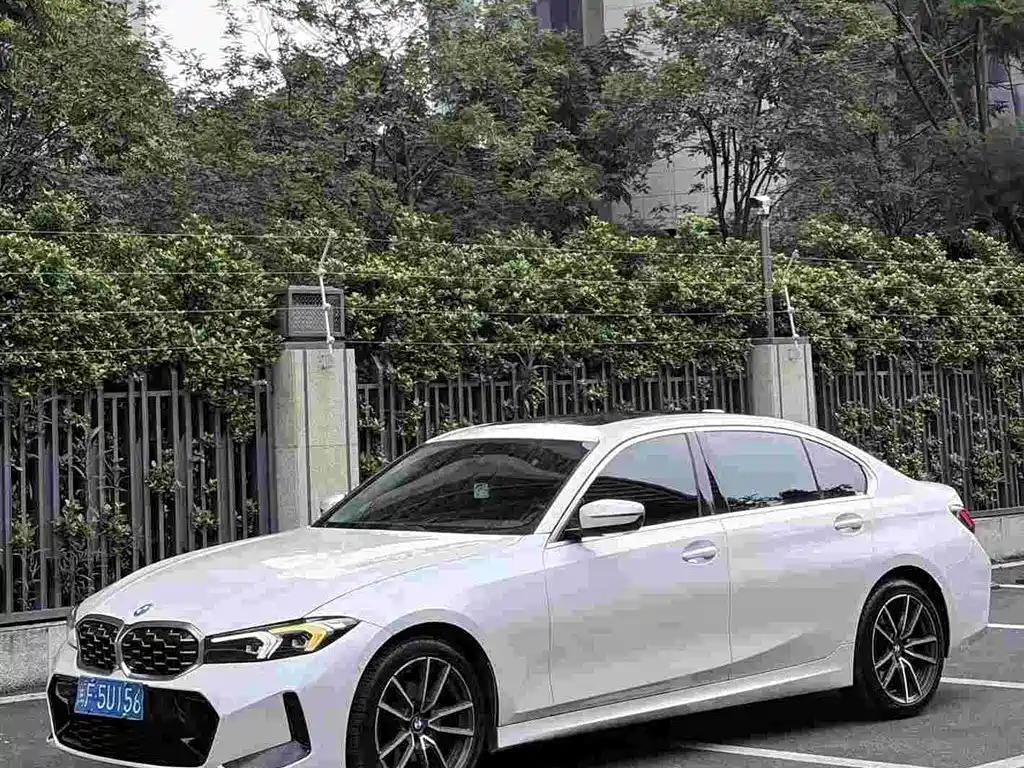 BMW 3 Series 2023