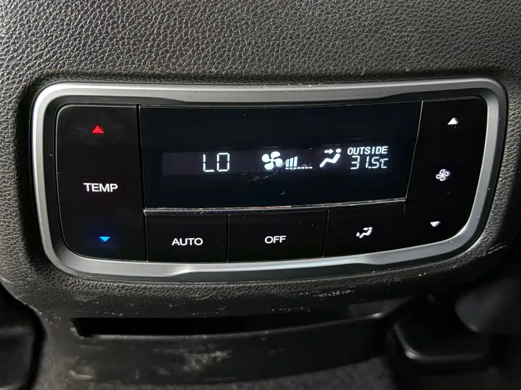 GAC Motor Trumpchi GS8 2017 — фото 26