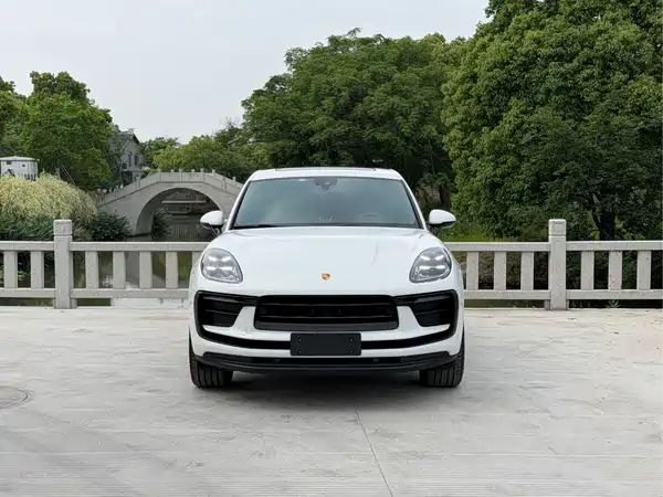 Porsche Macan 2023