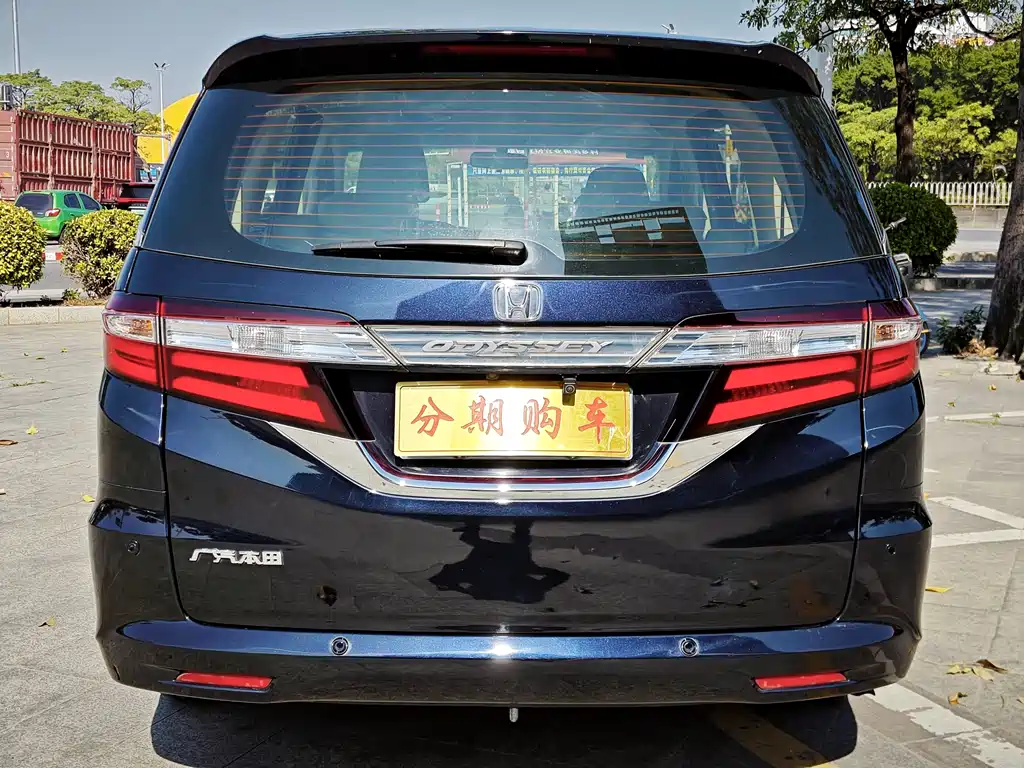 Honda Odyssey 2016 — фото 6