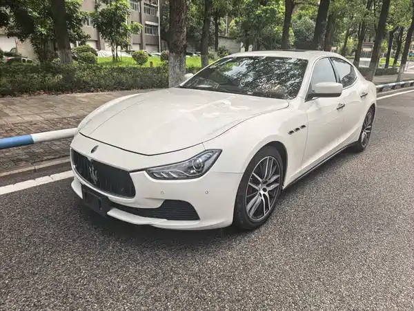 Maserati Ghibli 2016