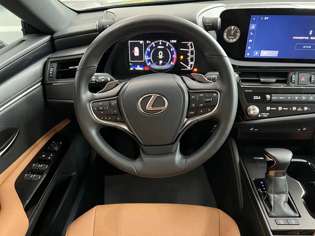 Lexus ES 2023 — фото 15