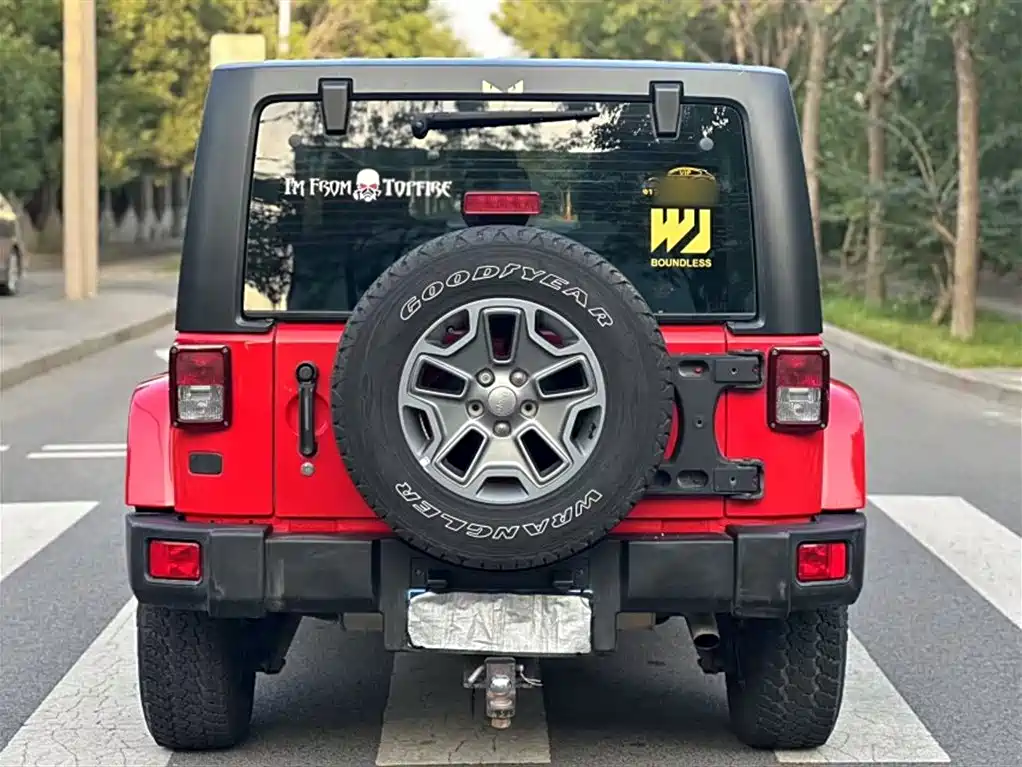 Jeep Wrangler 2017 — фото 16