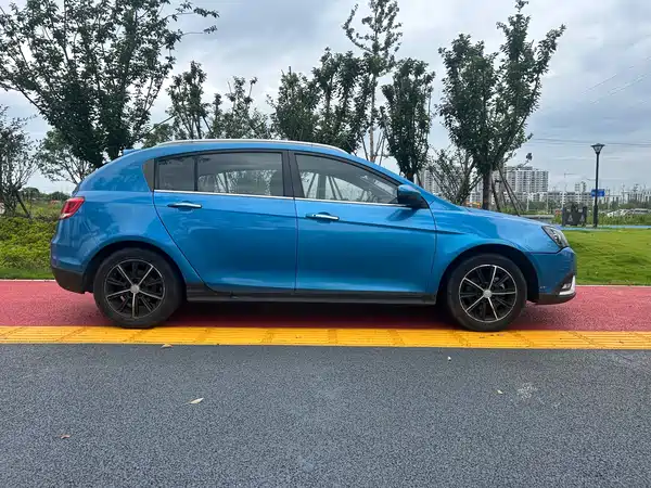 Geely Emgrand 2016