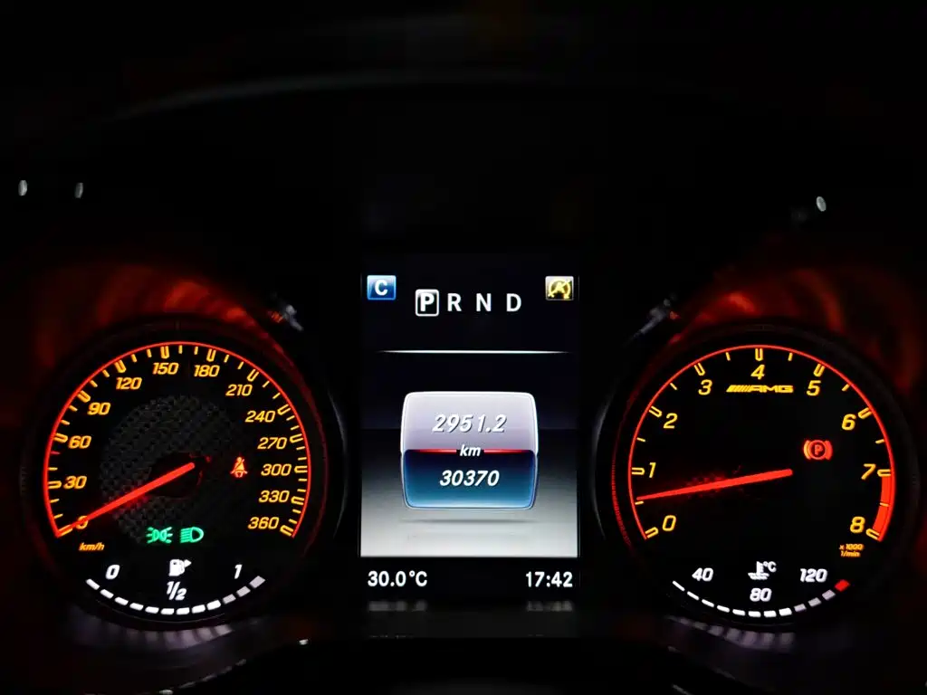 Mercedes-Benz AMG GT 2020 — фото 39