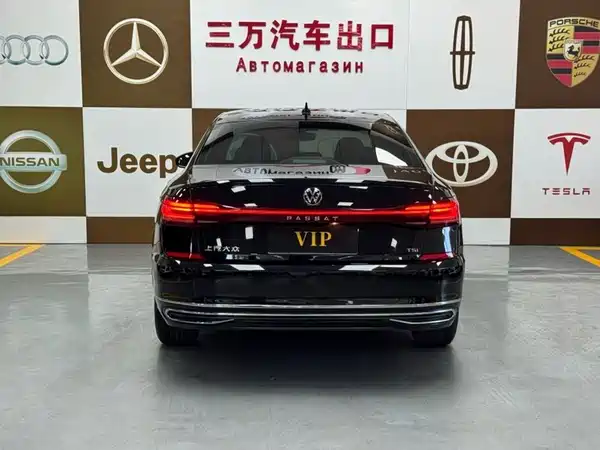 Volkswagen Passat 2023
