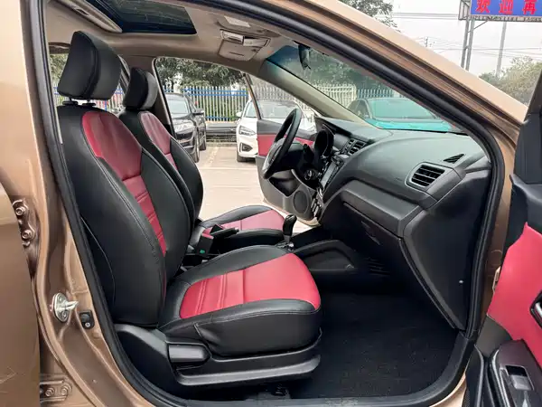 Kia K2 2015