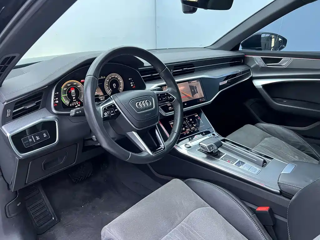 Audi A6L 2023
