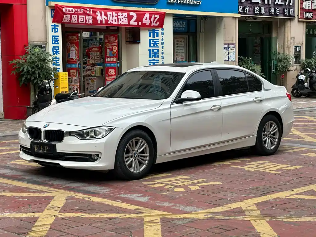 BMW 3 Series 2014 — фото 1