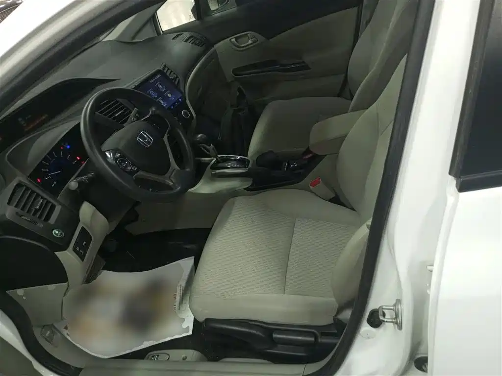 Honda Civic 2016 — фото 12