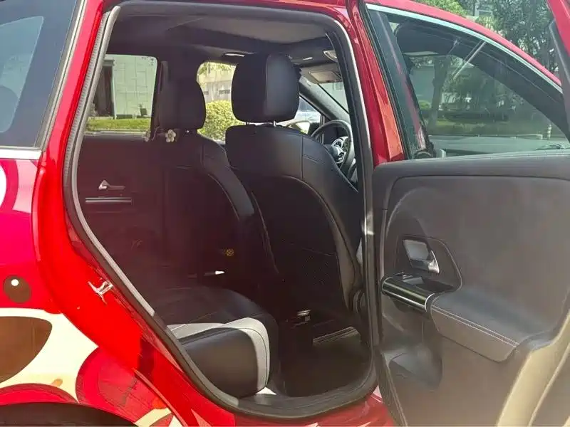 Mercedes-Benz B-Class 2022 — фото 11