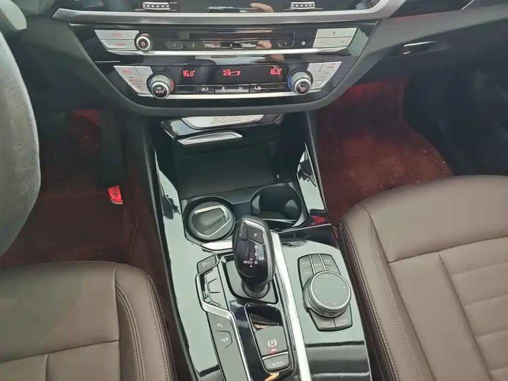 BMW X3 2018 — фото 14